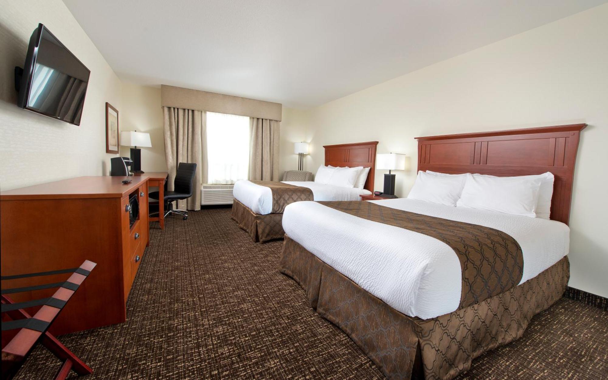 Queen Room with Two Queen Beds,1317450112:JPEG